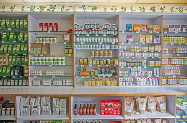 Kräuter - Kühne Berlin Kottbusser Damm Blick auf das Warensortiment