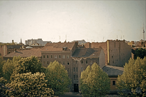 Blick auf das Fraenkelufer im Jahre 1979.