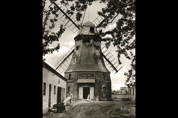 Berlin Jungfernmühle Wiesenstein Wageneinfahrt