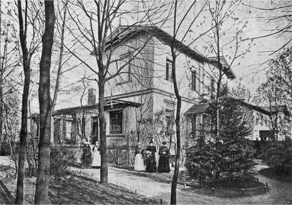 Die Kuranstalt Berolinum an der Lankwitzer Leonorenstraße. ALte Fotografie des Damenhaus II.