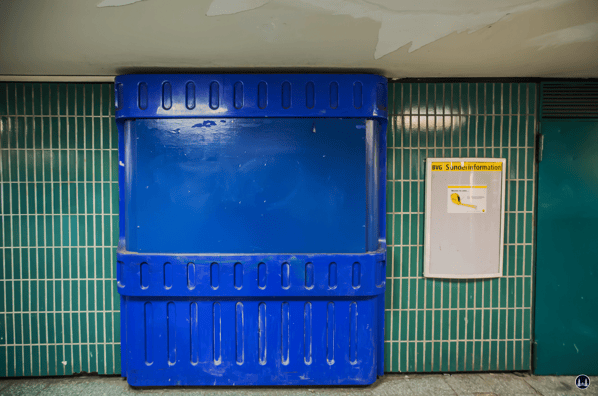 Ehem. Fahrkartenausgabe.