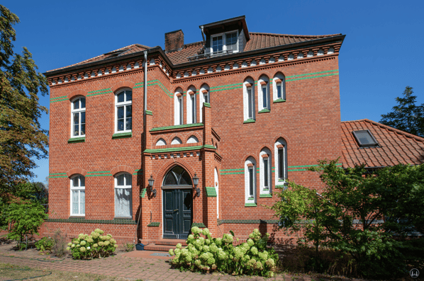 Die Königliche Militär-Eisenbahn. Bahnhof Rangsdorf, Straßenseite.