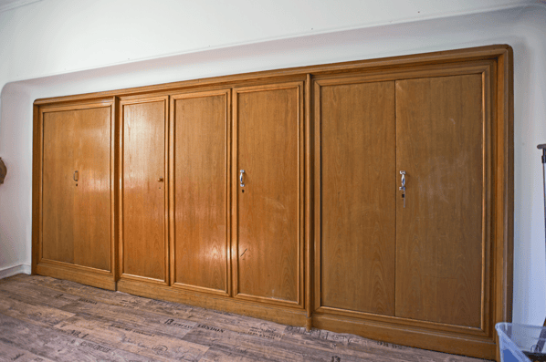 Lortzingclub in Berlin - Lichtenrade. Wandschrank im zweiten Schlafzimmer.