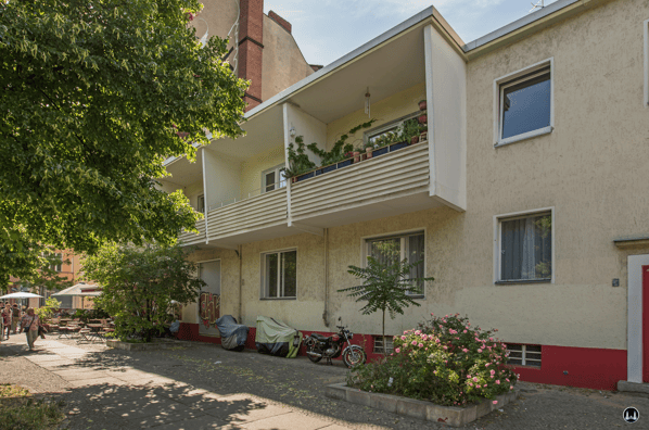 Gewerbehof Körtestraße 10 in Berlin - Kreuzberg. Nachbargebäude Körtestraße 12.