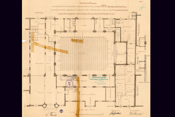 Das Tempelhofer Tivoli an der Friedrich - Karl - Straße. Genehmigte Bauzeichnung von 1921 mit dem überbauten ehem. Vorgarten und der Likörfabrik von Paul Wilke.