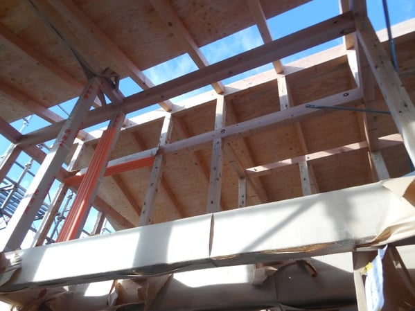 大町の家Ⅱ　大町市　新築工事　長野県松本市安曇野市の建築家　建築設計事務所　現場監理　住宅設計　設計監理　野地板