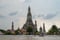 Wat Arun ... direkt an der Lebensader der Stadt, dem Fluss Chao Phraya