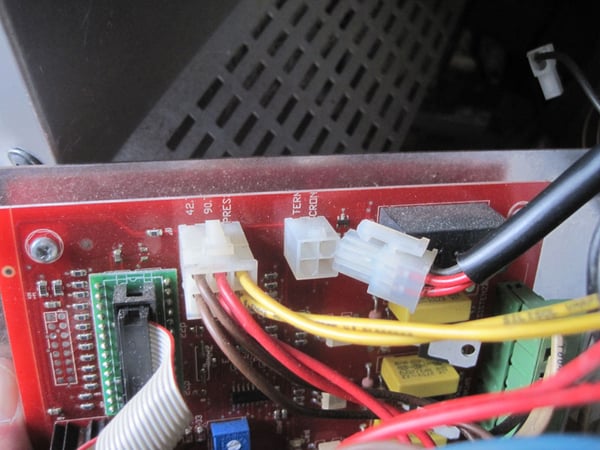 ペレットストーブ，テルモロッシ