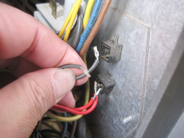 ペレットストーブ，テルモロッシ