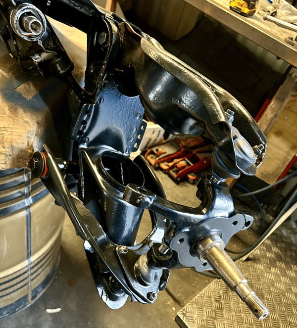 Remontage du train avant Ford Cortina de la Spartan