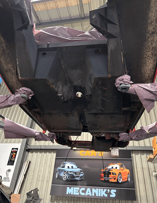 Rénovation du châssis Ford Cortina de la Spartan