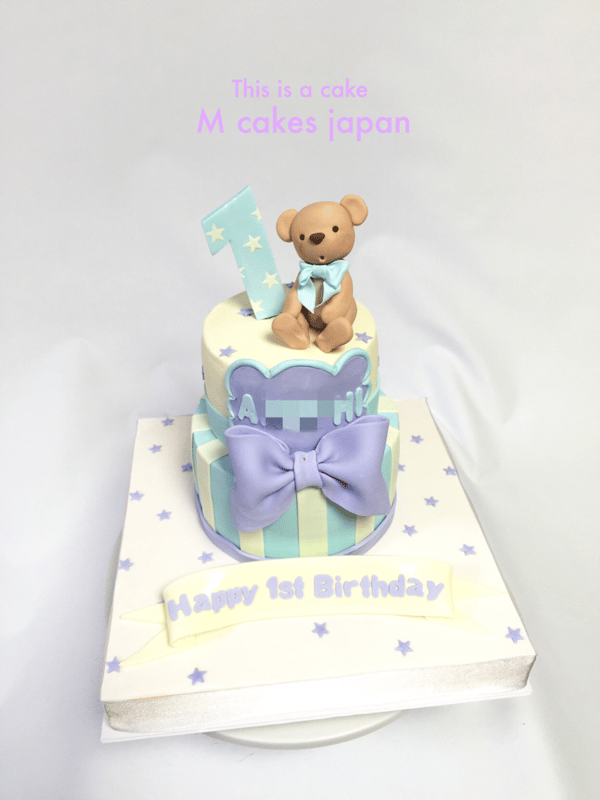 初めてのお誕生日ケーキ🎉🎉🎉 #はじめての #誕生日 #おめでとう🎉 #男の子 #クマちゃん #ベビーカラー #パステル #1歳 #1stbirthday #bear #babycolor #pastel #boy #cake #fondantcake #fondantbear #Japan