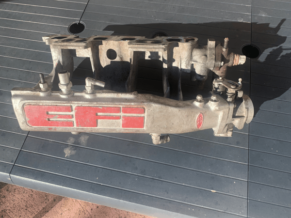 Ford Sierra 2.0i EFI collector before renovation