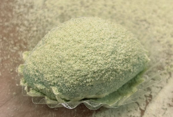 鶯餅（うぐいすもち）