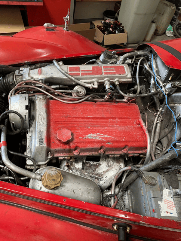 Couvre culasse du Moteur Ford Sierra 2.0i DOHC avant remplacemement