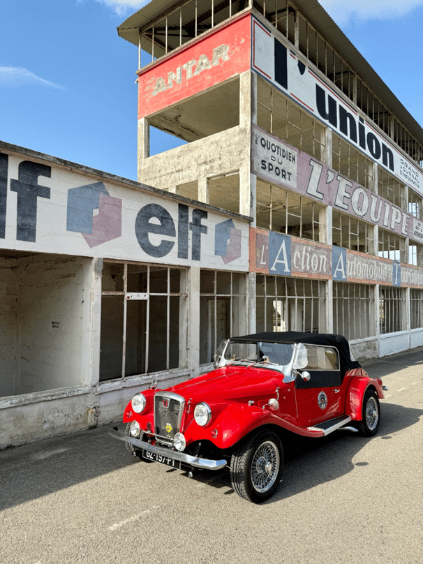 Spartan au Circuit Automobile de Reims-Gueux