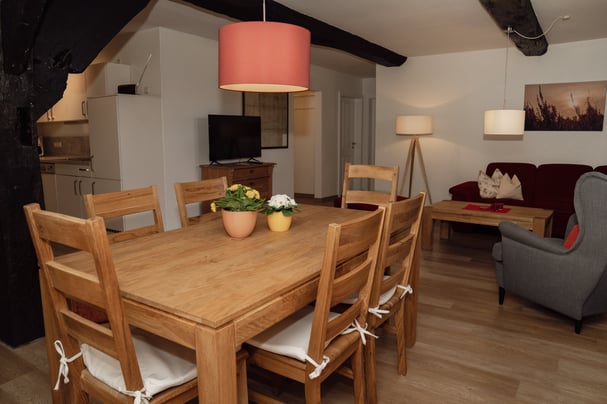 Wohn- und Esszimmer Wohnung 3