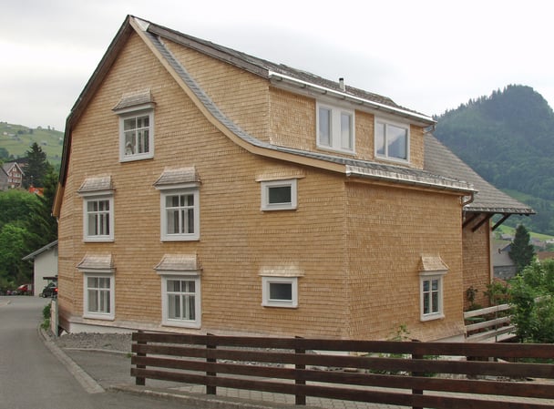 Architekturbüro Silke Hopf Wirth & Toni Wirth Architekten ETH HTL SIA Winterthur, 2000 Umbau / Sanierung historisches Wohnhaus in Amden  Privat