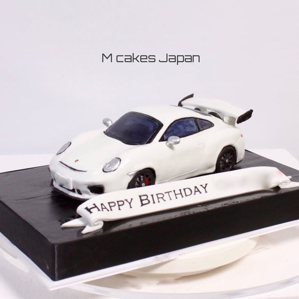“Porsche 911 GT3” Car Cake. #2018 #911 #911gt3 #porsche #porsche911 #carcake #3dcake #porschecake #sculptedcake #ポルシェ911 #ポルシェケーキ #車ケーキ #2018年モデル #3dケーキ