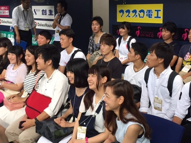 一塁側オリックスのダッグアウトにて