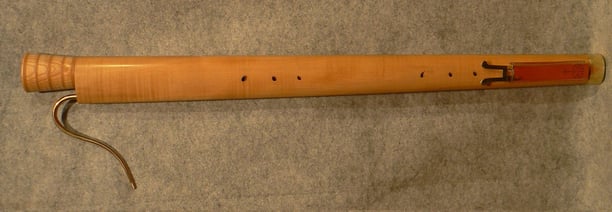 Bassdulzian 440 Hz natural finiture.