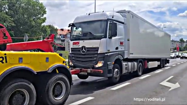 Буксировка автопоезда