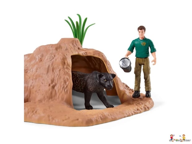 Die Besonderheit im Schleich-Paket 42507 ist, dass der Ranger Steve keine Angst vor dem schwarzen Panther hat.