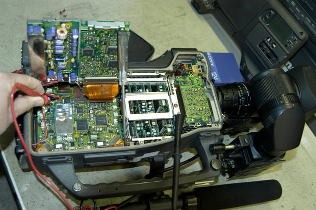 ＤＶＣＰＲＯ カムコーダー修理の様子