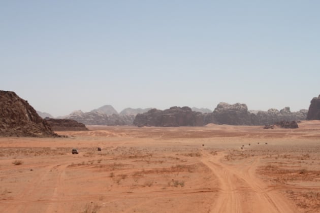 Auf der Wüstenpiste.