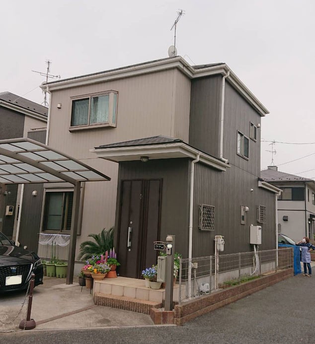 鎌ケ谷市東道野辺の屋根外壁塗装前です