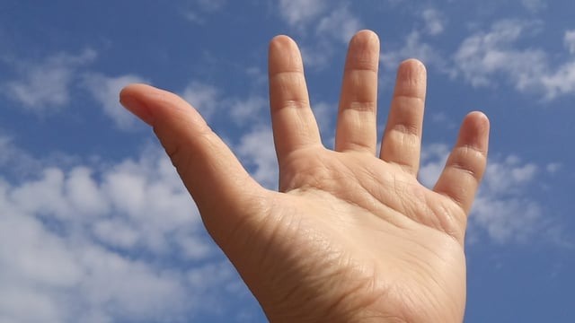 富山の整体院 無痛整体法であるバランス活性療法、気功法、操体法、レイキ、カイロプラクティックなどの手法を組み合わせて施術