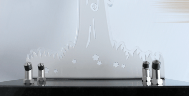 Visserie inox plaques funéraires Sardeco