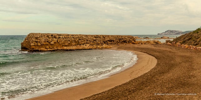 Mole von Empúries. HIer landete 1992 das aus Griechenland kommende Olympische Feuer 1992 an.