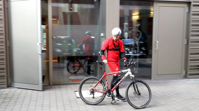 Die neue Technologie wurde in verschiedenen Crash-Szenarien von der DEKRA erfolgreich geprüft und verifiziert. © AXA