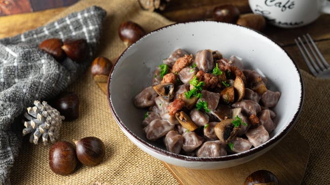 Marroni Gnocchi mit Pilze und Wurst - Kochen, Einfache Rezepte, Mittagessen, Abendessen, Lecker, Familienrezepte, Herbst, Herbstrezepte, Herbstküche, Pilzgericht, Backen