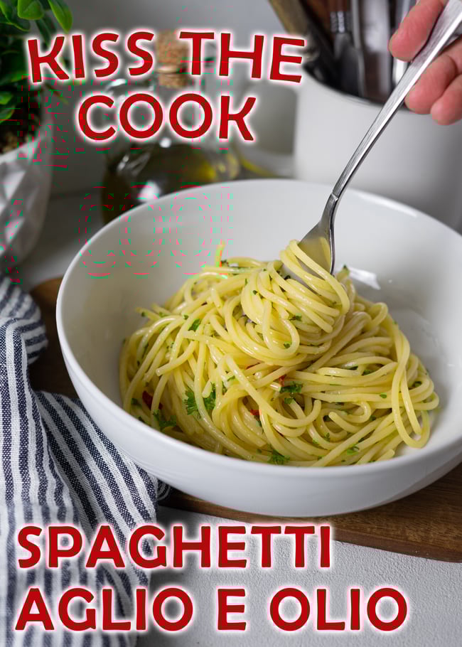 Spaghetti Aglio e Olio aus dem Film Kiss the Cook - Chef - Pasta, Pastarezepte, Mittagessen, einfache rezepte, schnelle rezepte, abendessen, knoblauch, rezepte aus filme, essen aus filme, recipes from movies, movie recipes, food from movies, kochen