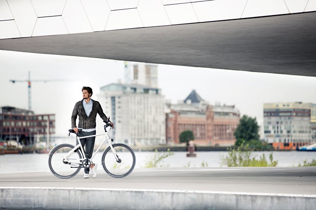 Model: Cortina Blau Farbe: Minor Grey Preis: € 899