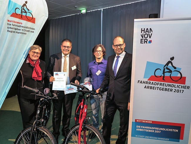 Im Fahrradsattel souverän zum lupenreinen Hattrick - Wertgarantie Group ist „Fahrradfreundlichster Arbeitgeber 2017“