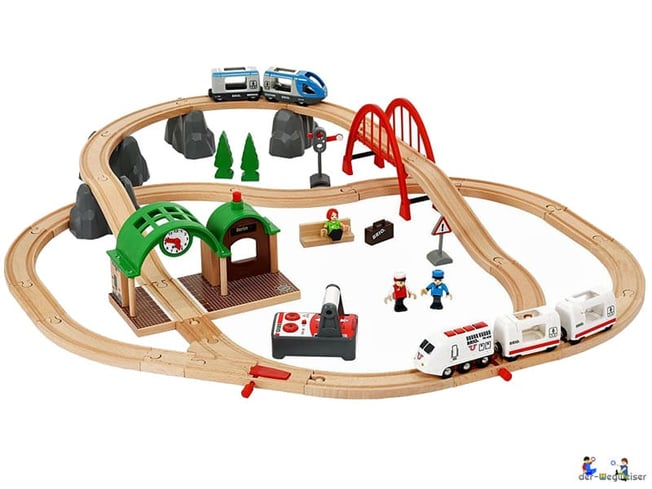 Im Paket Brio sind 44 Einzelteile enthalten.