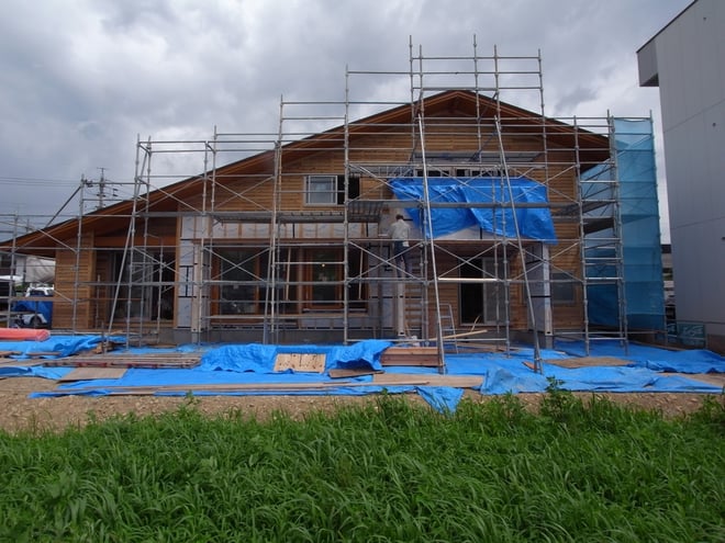 長野県　松本市　建築設計事務所　建築家　news設計室　丸山和男　住宅設計　屋根板金工事　設計監理　島内の家Ⅱ