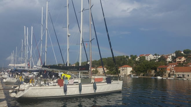 Montag 3.10.16; Milna am Morgen 