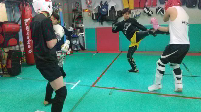 奈良県大和高田市のキックボクシングteamYAMATO大和高田本部では、実戦練習をしています。