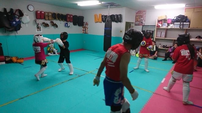 奈良市、橿原市、御所市、五條市、葛城市、橋本市、大和高田市からキックボクシングの練習に来ています。