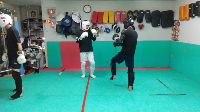 奈良県大和高田市のキックボクシングteamYAMATO大和高田本部では、実戦練習をしています。