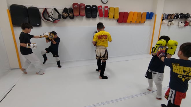 奈良県大和高田市のキックボクシングteamYAMATO大和高田本部は、葛城市、御所市近隣です。