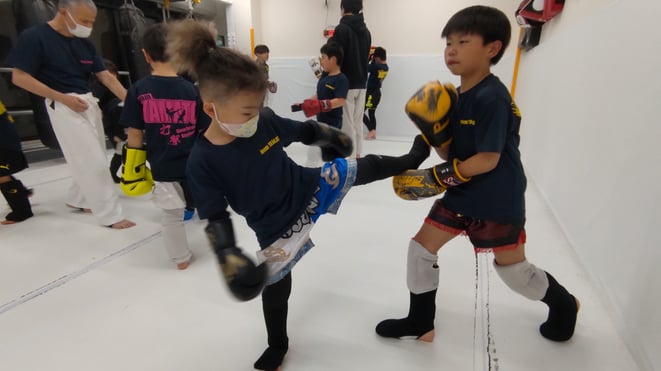 奈良県大和高田市のキックボクシングteamYAMATO大和高田本部では、実戦練習をしています。