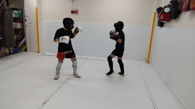 奈良県大和高田市のキックボクシングteamYAMATO大和高田本部では、実戦練習をしています。