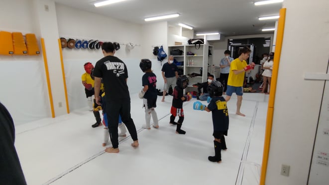 奈良県大和高田市のキックボクシングteamYAMATO大和高田本部は、葛城市、御所市近隣です。