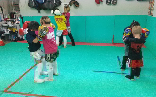 奈良県大和高田市のキックボクシングteamYAMATO大和高田本部は、葛城市、御所市近隣です。