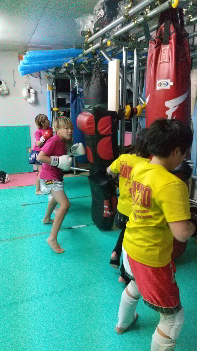 teamYAMATOの一般部も活気が出てきました。キックボクシングを楽しもう。